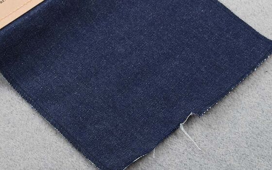 বয়ফ্রেন্ড স্টাইল 100% জিন্সের জন্য কালো রঙের শাড়ি